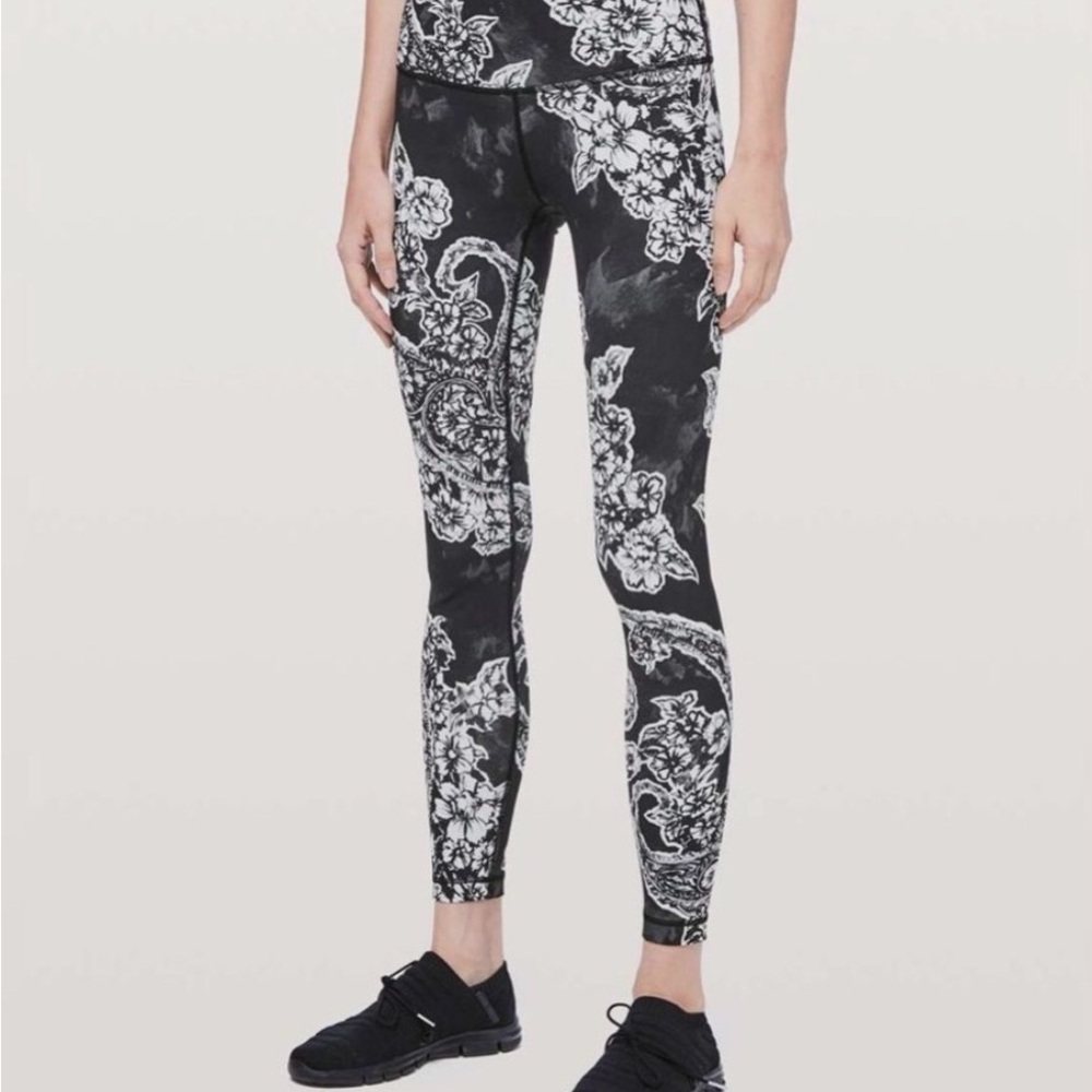 Lululemon Athletica Black and White Floral Leggings